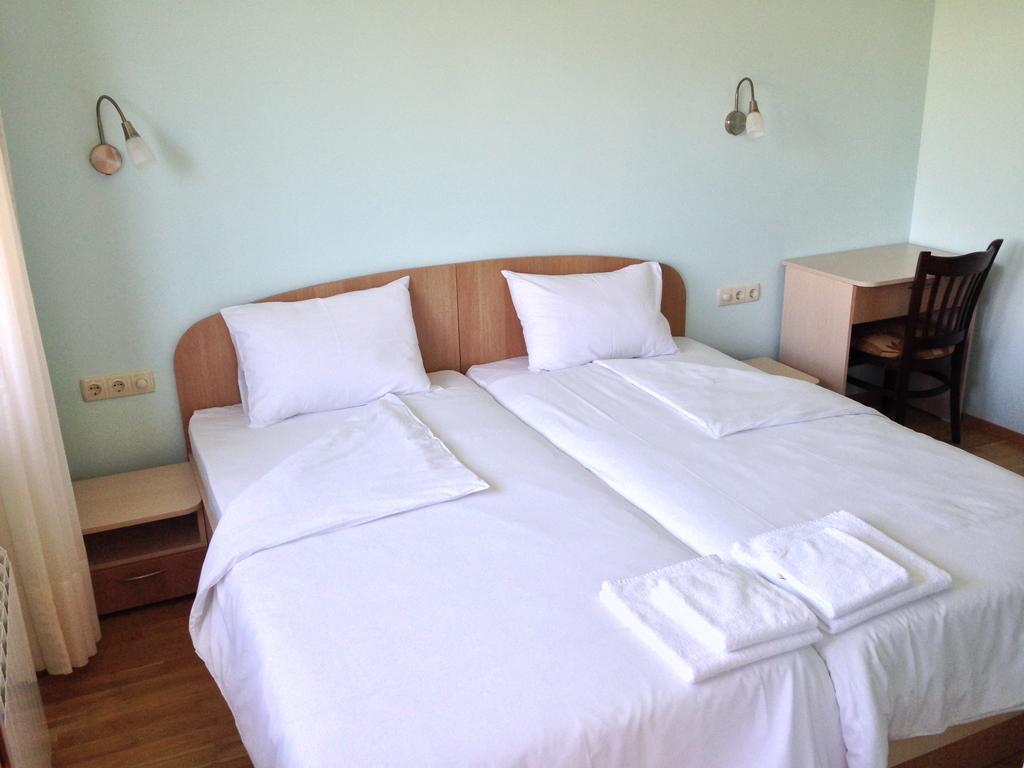 Mala Planina Guest House Iskrets Kamer foto