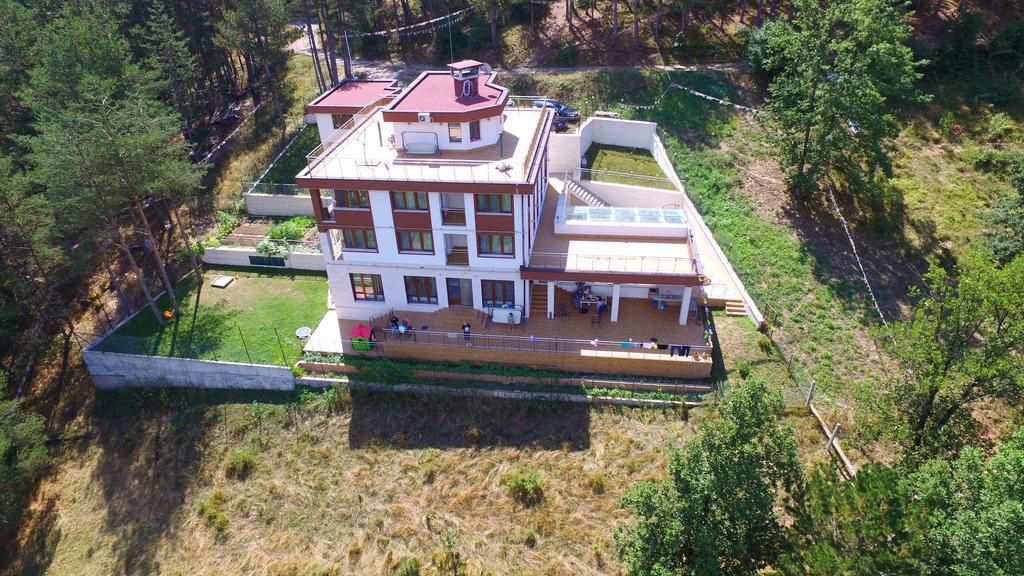 Mala Planina Guest House Iskrets Buitenkant foto