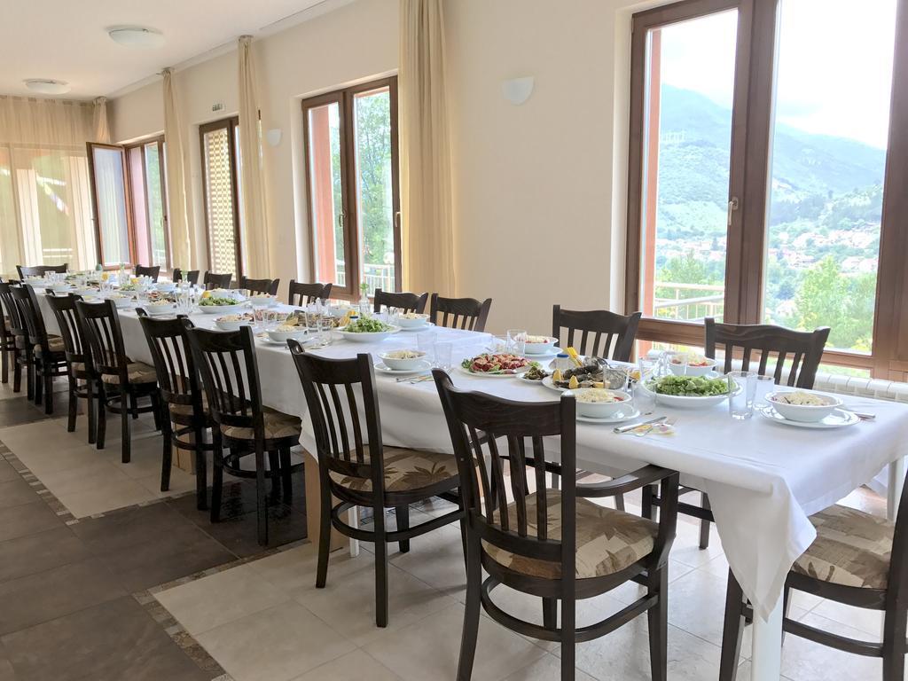 Mala Planina Guest House Iskrets Buitenkant foto